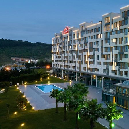 Miracle Istanbul Asia Airport Hotel & Spa Luaran gambar Hilton Garden Inn Skopje